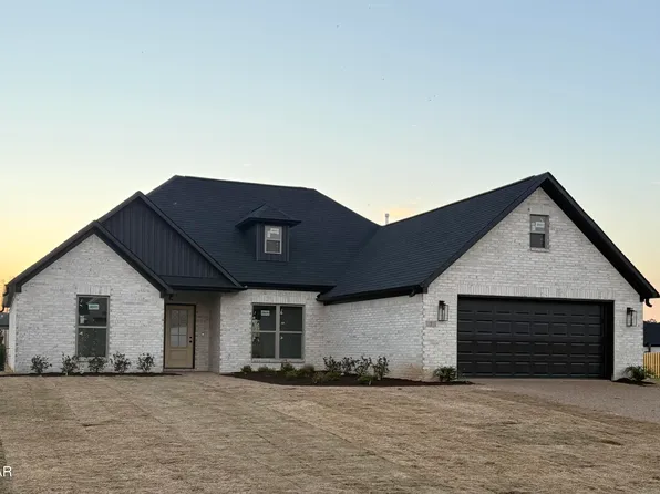 7 Red Maple Cv, Jackson, TN 38305