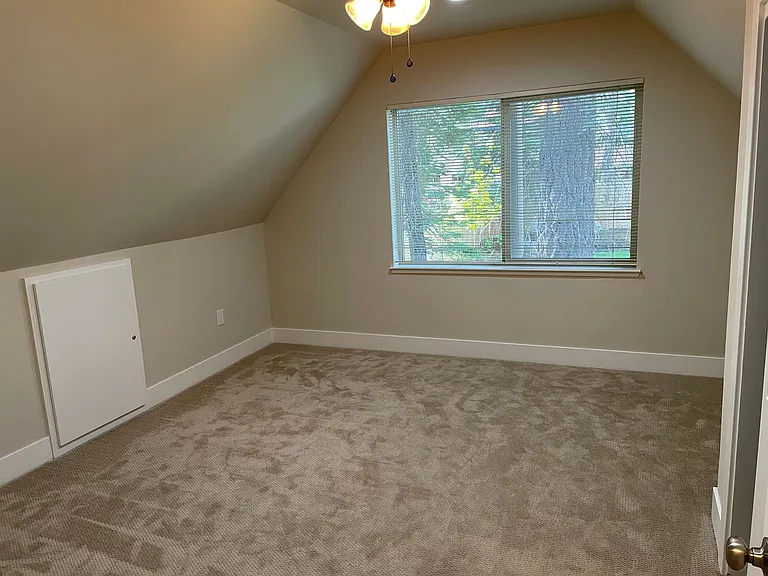 680 Taylor Way — Photo 11