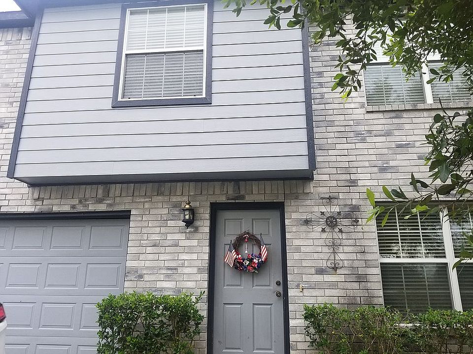 Front yard view of home