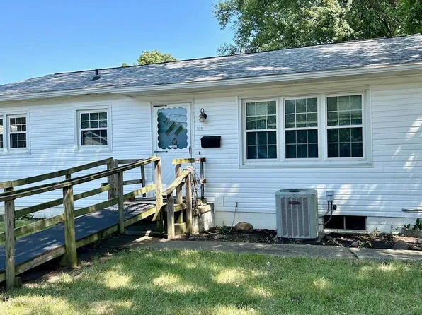 303 Spring St, Lancaster, OH 43130