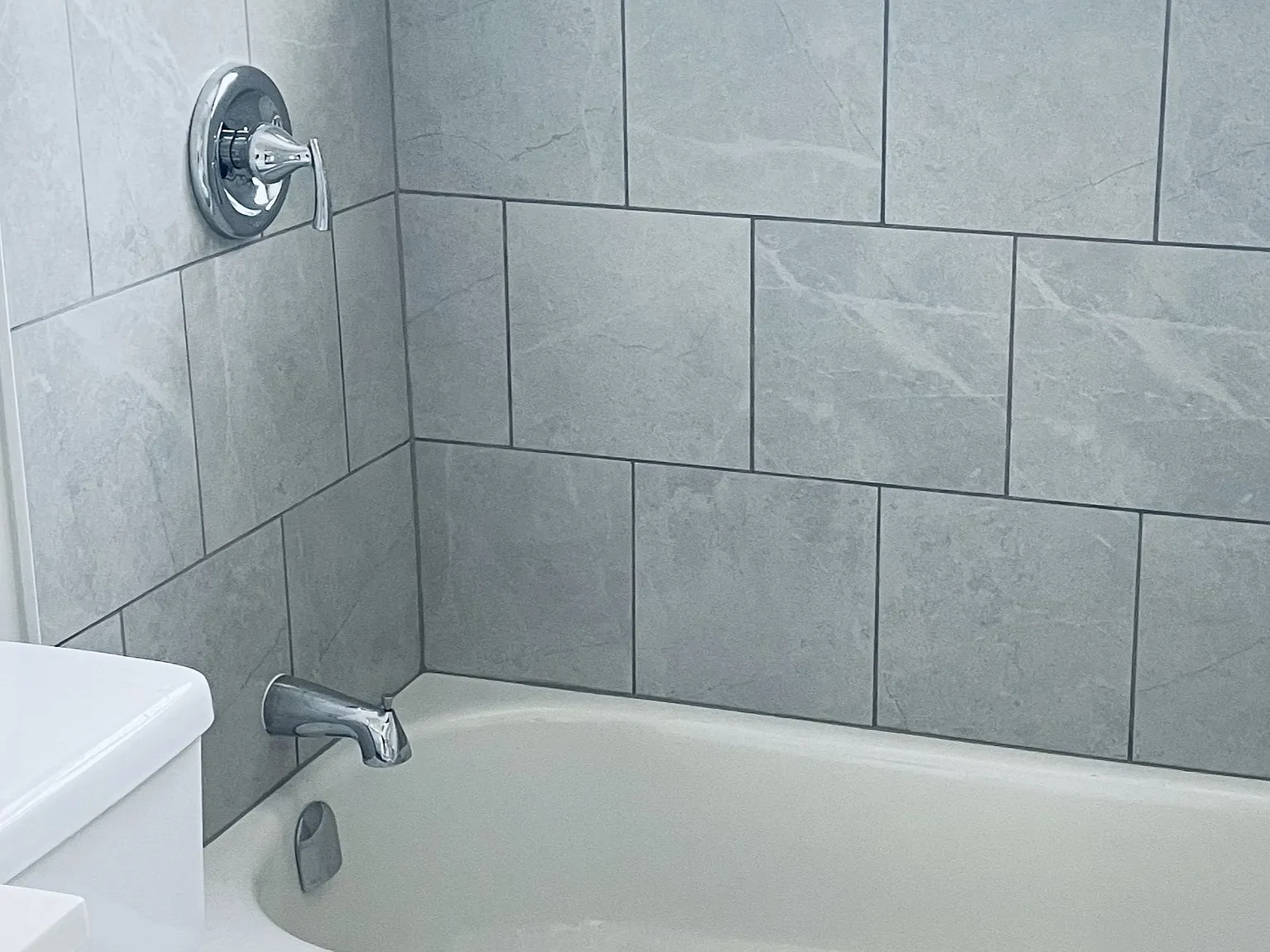 2 bed, 860 sqft, $1,800 — Photo 4