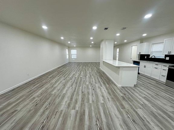 5th image of 2507 Blyth Dr