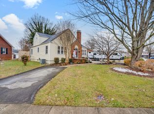 235 W F St, Elizabethton, TN 37643