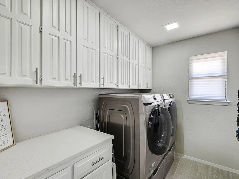 4513 Foxfire Way — Photo 31