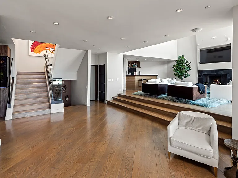 2826 Las Alturas St — Photo 18