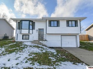 2645 NW 55th St, Lincoln, NE 68524