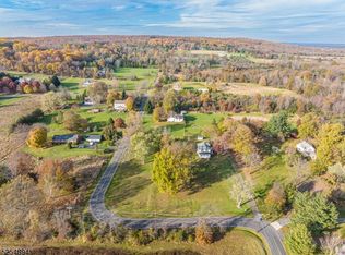 67 Fairview Rd, Skillman, NJ 08558