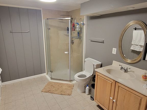 Full Bathroom and shower