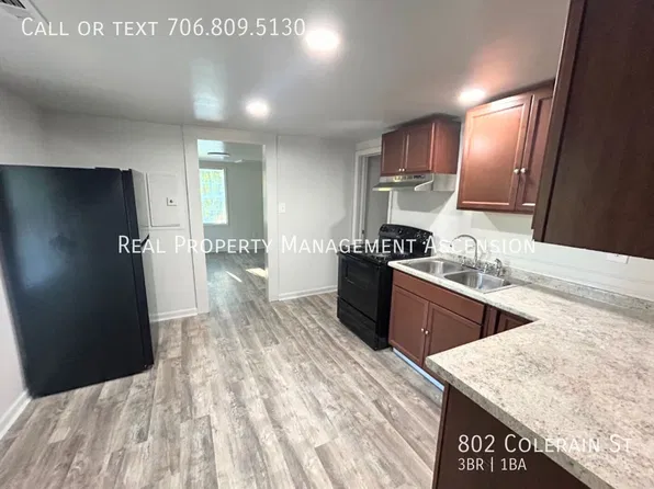 802 Colerain St, La Fayette, GA 30728