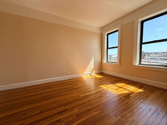 2nd image of 1770 E 172nd St APT 3B