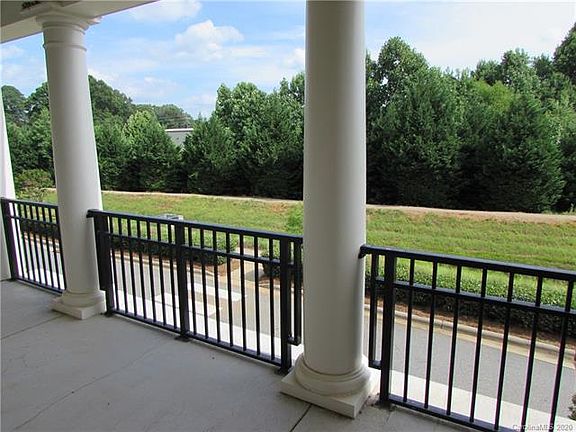 5th image of 111 Steinbeck Way APT A