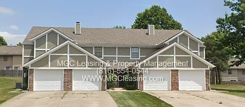 3557-3563 NE Independence Cir Photo 1