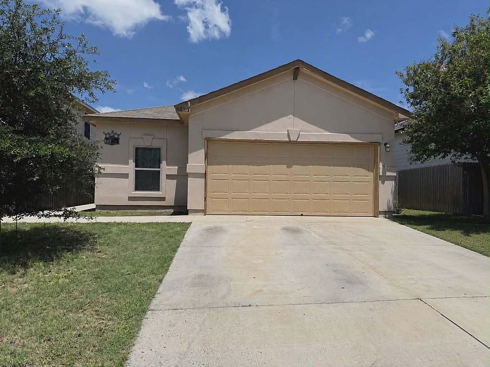 1st image of 4423 Gloria Dr