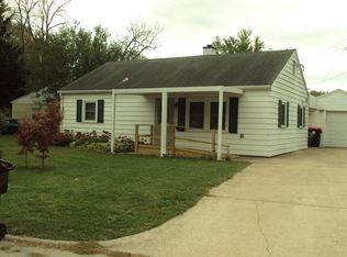 1344 Fairlawn Dr, Rantoul, IL 61866