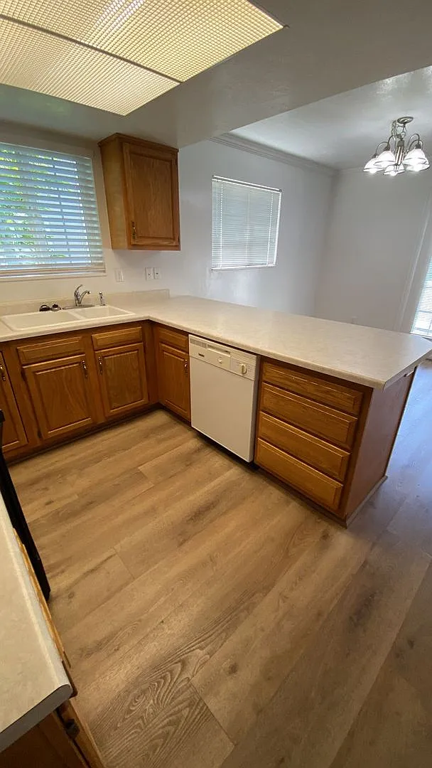 168 Coventry Place Logan UT 84341 — Photo 3