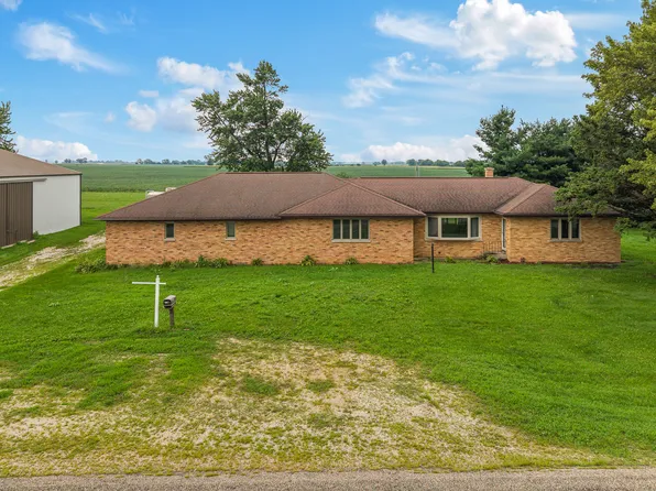 8132 Matznick Rd, Prophetstown, IL 61277