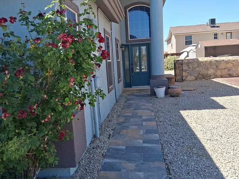 3317 Tierra Jazmin Ln — Photo 3