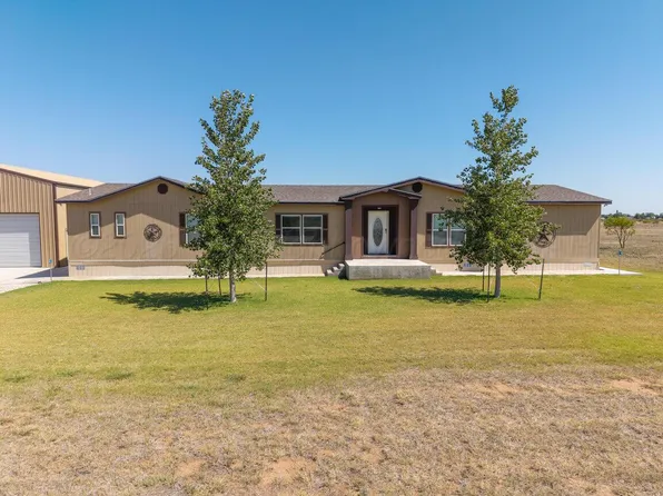 505 Branch Dr, Fritch, TX 79036