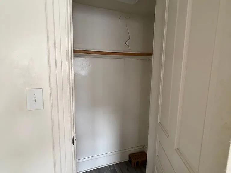 113 E Philadelphia St — Photo 7
