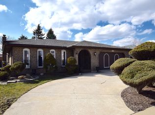 9812 S Keeler Ave, Oak Lawn, IL 60453