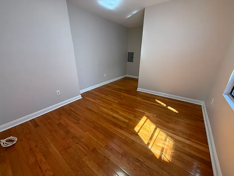 6308 Broadway #5E — Photo 7