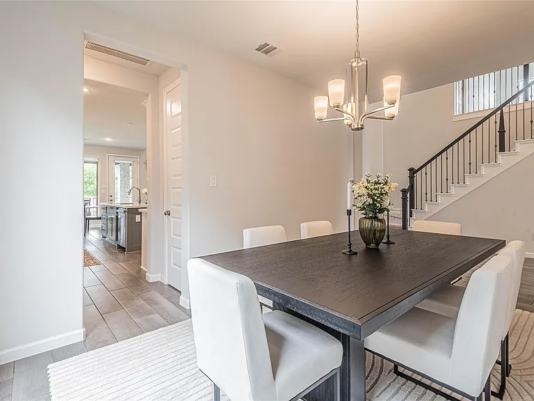 1618 Clover Ct — Photo 33