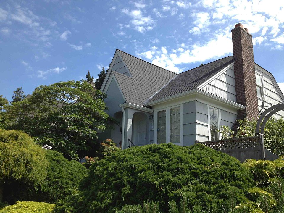 2nd image of 8202 8th Ave NE