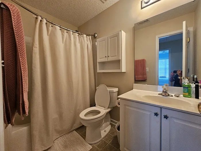 207 Hope Creek Dr — Photo 14
