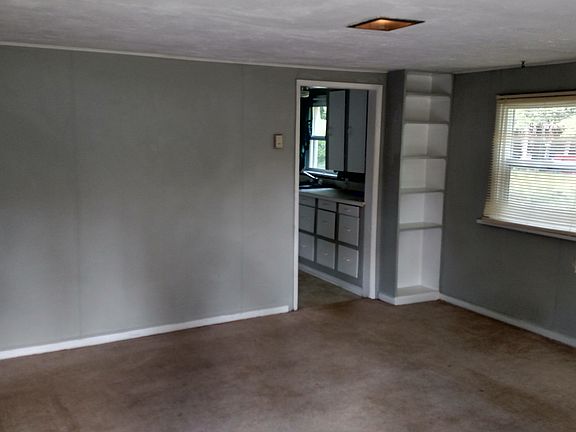 5th image of 1811 Brown St SE