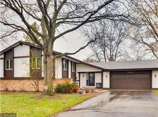 14343 Golf View Dr, Eden Prairie, MN 55346