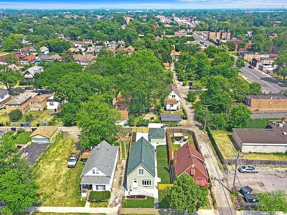3rd image of 10241 S Wentworth Ave