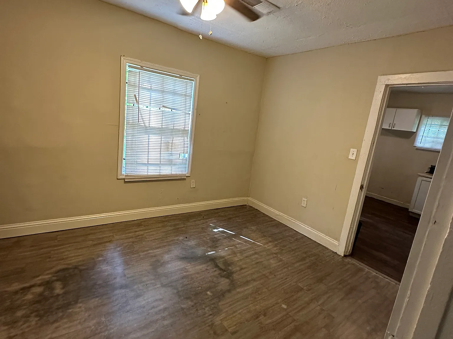 2 bed, 676 sqft, $900 — Photo 3