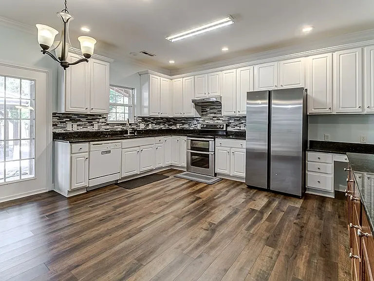 6505 Shire Ln — Photo 9