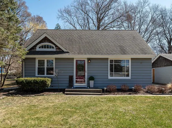 5120 South Brennan DRIVE, New Berlin, WI 53146
