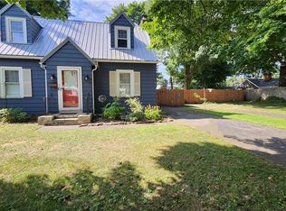 285 Winfield Rd, Rochester, NY 14622