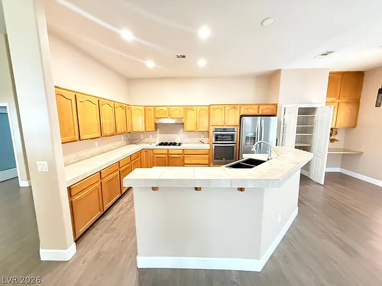 275 Macsnap Ave — Photo 7