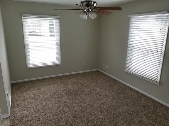 4th image of 2915 Mulford Dr SE