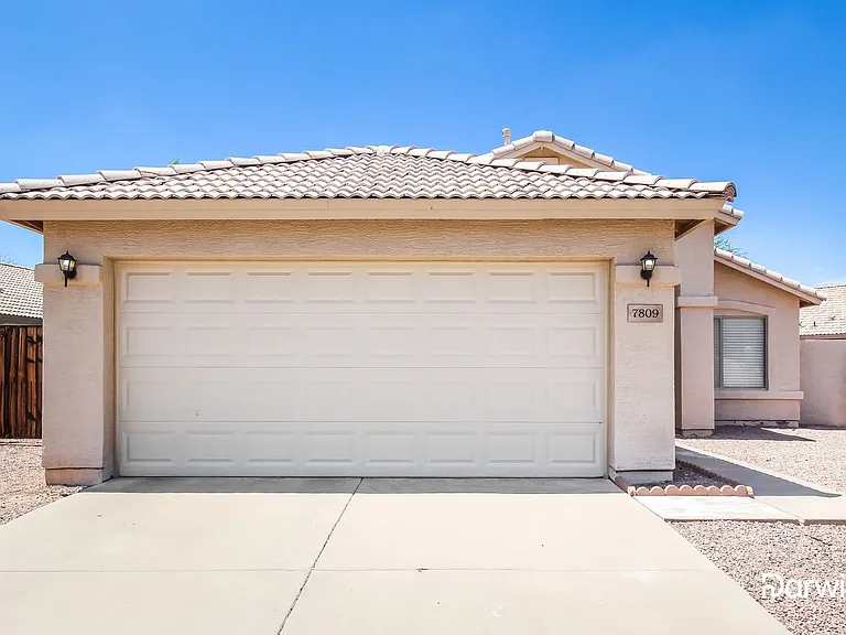 7809 W San Juan Ave — Photo 1