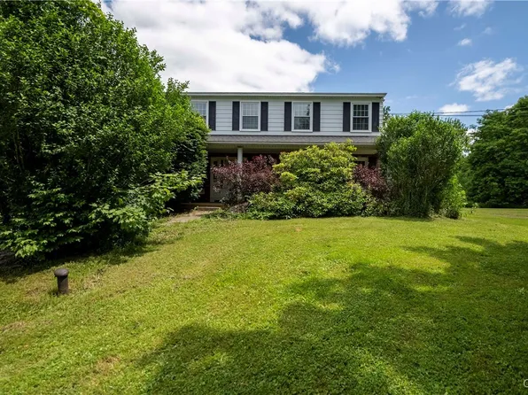 122 Center Rd, Pennellville, NY 13132