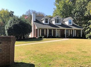 2125 Cunningham Rd, Cookeville, TN 38506