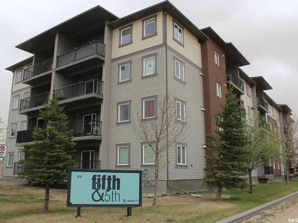 UNIT 404-820 5th STREET NE, Weyburn, SK S4H 2V2