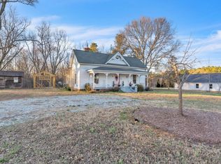 85 Cooks Bridge Rd, Fountain Inn, SC 29644