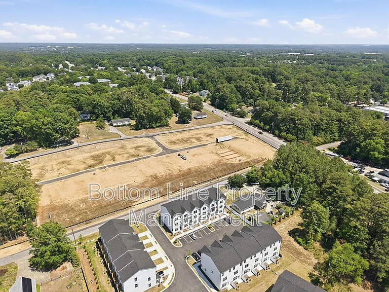 2308 Oakwood Meadows Ct — Photo 9