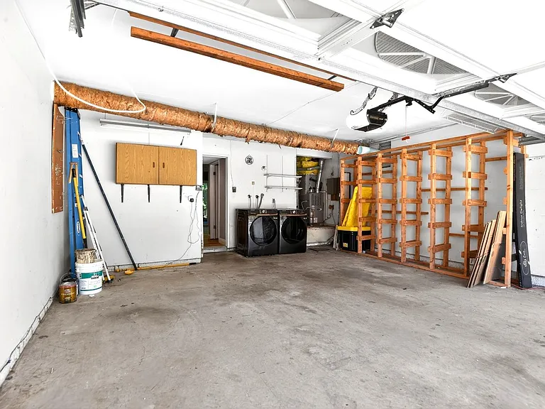 2173 Arbor Cir — Photo 43