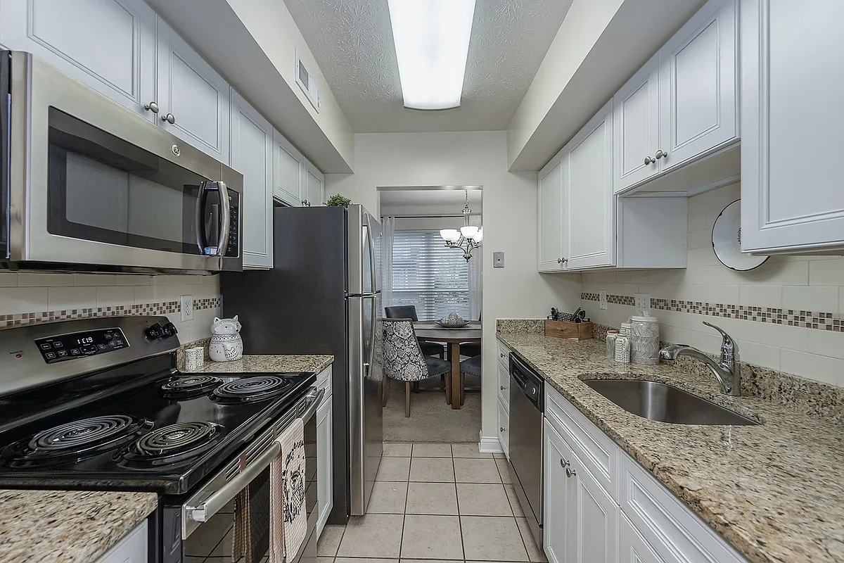 Building Photo - Harpers Point Apartments*