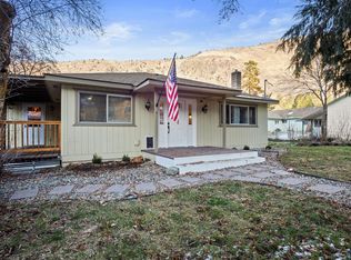 1335 Shadow Ln, Klamath Falls, OR 97601