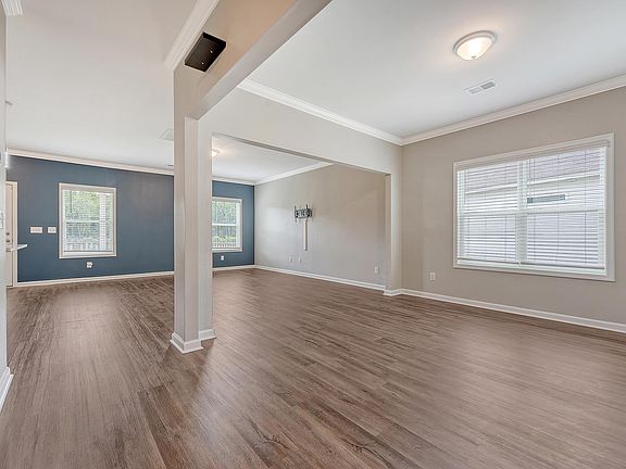 2nd image of 242 Torslanda Ln