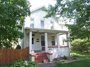 1st image of 909 Glenwood Ave