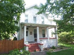 909 Glenwood Ave, Joliet, IL 60435