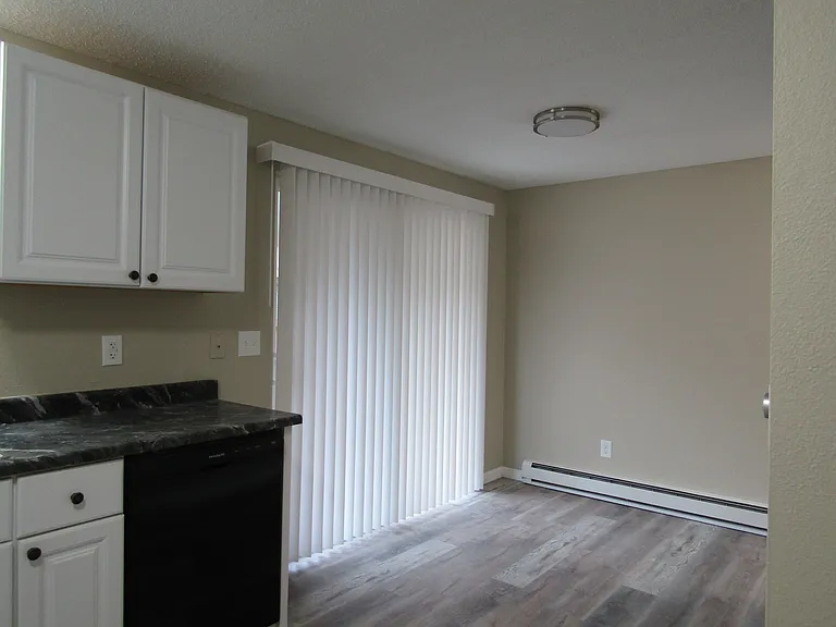 1443 Rainier Ct #2 — Photo 6